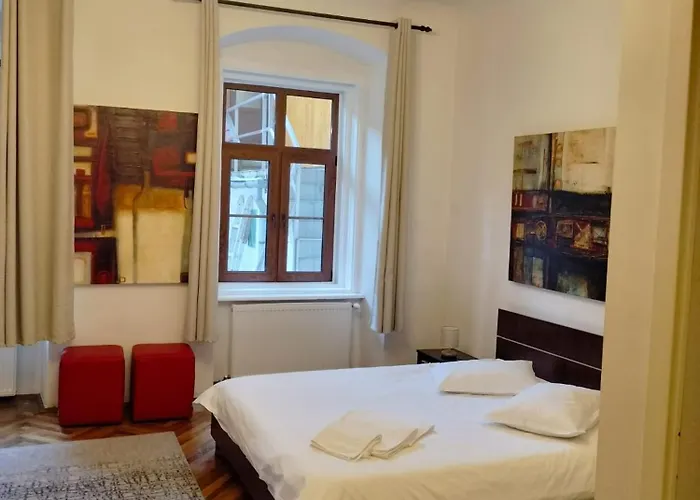 Affittacamere Casa Sforii 3*