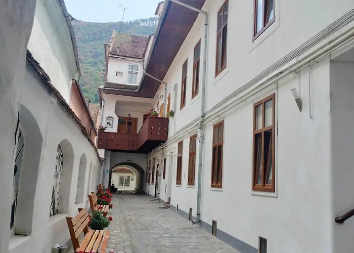 Casa Sforii 3* Braşov